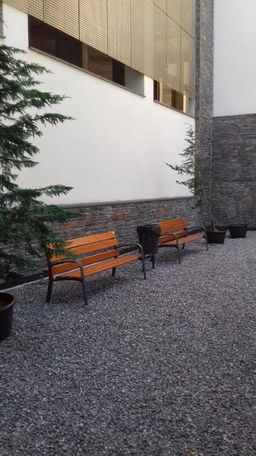 Comfortable Studio With Mountain View In Arinsal 40 M² + Ski Storage المظهر الخارجي الصورة