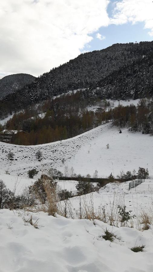Comfortable Studio With Mountain View In Arinsal 40 M² + Ski Storage المظهر الخارجي الصورة